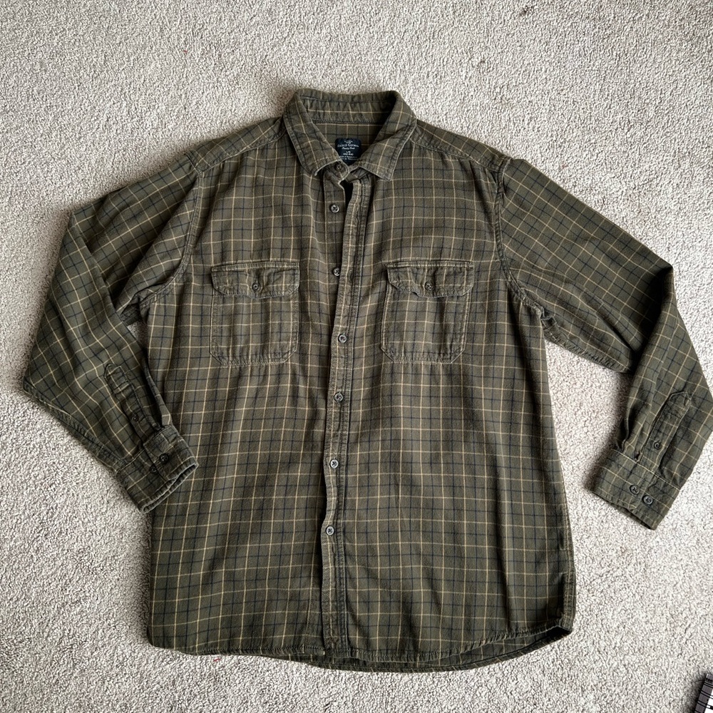 Men’s flannel shirt